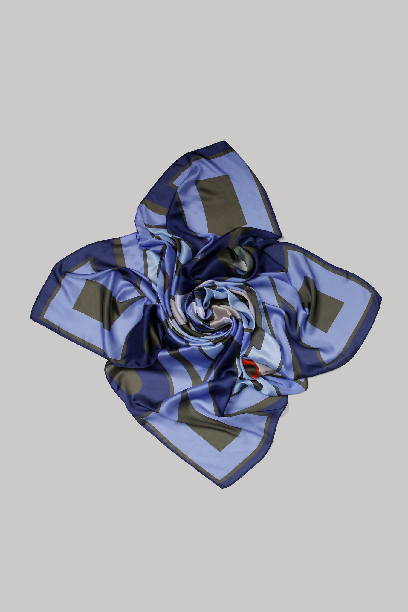 TEMBE SCARF LARGE 135 x 135 cm